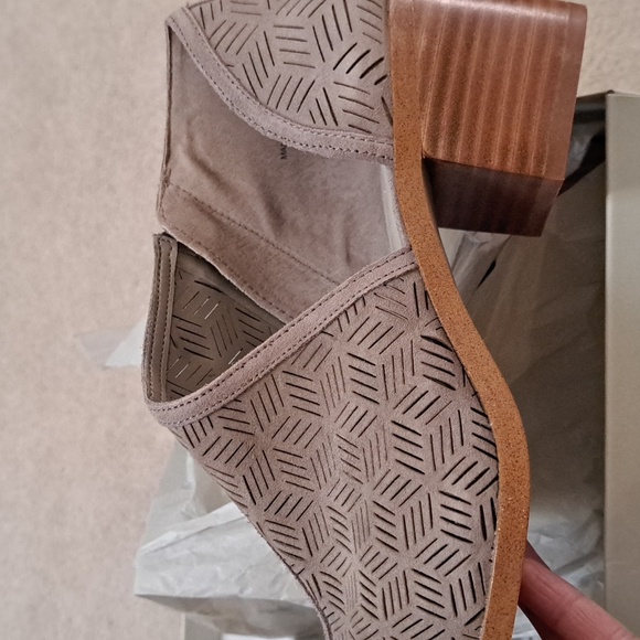 1. State booties 8 - Picture 5 of 5